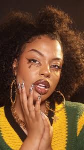 Bastidores de ✨MEIO MILHÃO✨ , Jamais imaginei que estaria fazendo esse  vídeo, muito menos esse ano, mas aqui estamos, proxima dessa conquista e  que venham muitas mais💜