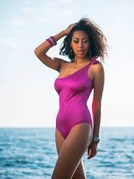 Black Woman Bikini Stock Photos And Images - 123RF