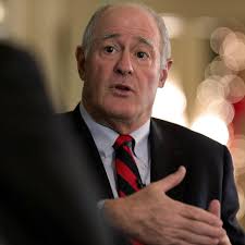 Retiring Kel Seliger Hopes Someone Else in the Texas GOP Will Stand Up To  Dan Patrick