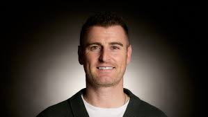 Tom Killeen's Instagram, Twitter & Facebook