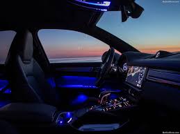 Consistently set up for maximum performance and handling, the new cayenne turbo gt combines outstanding driving dynamics with a high degree of everyday usability. 2018 Porsche Cayenne Turbo Interior Porsche