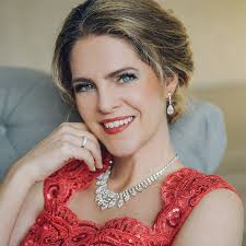 Sarah Kastner » Fotostudio Frankfurt