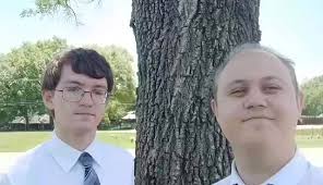 Meet our friend Glenda Simons! She loves family history and has some really  cool experiences with Family Search! Listen to her tell her story and share  her love for this wonderful way