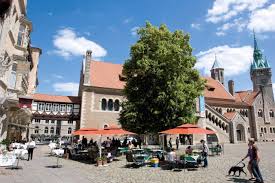 Take a look through our photo library, read reviews from real guests and book now with our price guarantee. Hotel Deutsches Haus Braunschweig Aktualisierte Preise Fur 2021