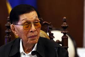 Enrile: Dutertes drug war not legitimate policy
