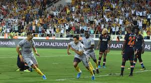 Haftasında medipol başakşehir sahasında yeni malatya'yı konuk etti. Yeni Malatyaspor Medipol Basaksehir 3 0 Ozet