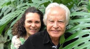 Cid moreira (1927) � um jornalista, locutor e apresentador brasileiro. Cid Moreira E Operado Apos Sinais De Trombose A Vida E Um Sopro Entretenimento R7 Famosos E Tv