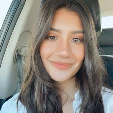 Anna Ostrovsky (@annaost24)