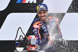 Miguel oliveira não podia estar mais feliz pela vitória no gp itália este domingo. Grandes Jogos Miguel Oliveira Vence A Sua Primeira Corrida No Motogp Historia Para O Motociclismo Portugues Tribuna Expresso