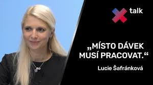 Zdravím všechny kteří zabloudili a nebo cíleně vyhledali moji stránku. Zarazim Davky Neprizpusobivym Musi Zacit Pracovat Verim Ze Mi Novela Projde Lucie Safrankova Youtube