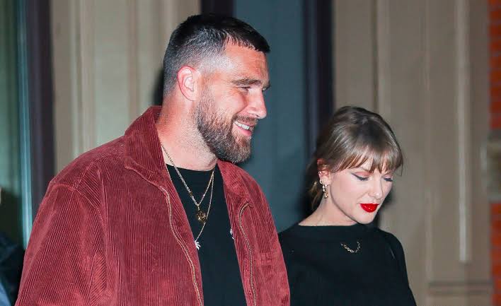 Taylor Swift's "Favorite" Gift From Travis Kelce Is Perfect for One of Her  Hobbies | Marie Claire