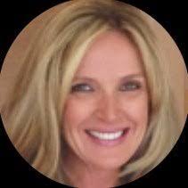 Karol Anderson's Instagram, Twitter & Facebook