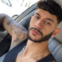 Zachary Stuart's Instagram, Twitter & Facebook