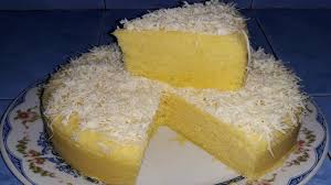 Kelezatan kue bolu kukus ini yakni perpaduan antara kue bolu, irisan nanas dan taburan keju serut, sehingga menghasilkan cita rasa resep kue bolu kukus modern hasil kreasi terbaru. Cara Membuat Bolu Kukus Keju Lembut Dan Enak Youtube