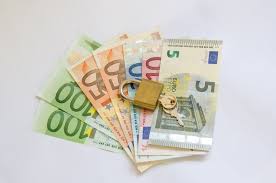 Allerdings werden sowohl millionen als auch geringverdiener betrachtet, und da erstere weniger häufig sind als die letzteren. Geringverdiener Das Mussen Sie Wissen Heimarbeit De
