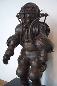 There is no generic term for the combination of suit and breathing apparatus alone. Armored Diving Suit From 1878 Diving Suit Deep Sea Diving Suit Diving