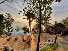 You can count on our expertise and helpful service from the moment you make your hotel reservation. Edge Resort Hidden Gem Di Yogyakarta Yang Tawarkan View Indah Parangtritis Kumparan Com