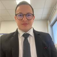 300+ perfiles de «Talone»