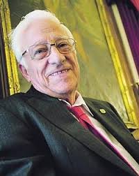 P. Ángel: «Si hay que hacer la guerra para llevar comida Somalia, se hace» -