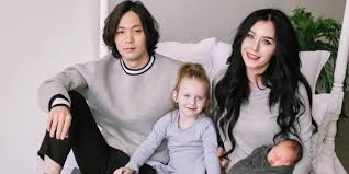 Children apprehended at the border are now subject to a process outlined in u.s. 90 Day Fiance Deavan Jihoon Were Expecting Second Child Together Mimicnews