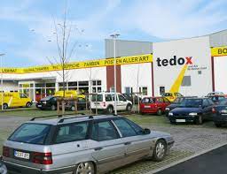Wir sind ein renovierungsdiscounter und bieten ihnen auf 2 etagen eine große auswahl an bodenbelägen (teppichboden, pvc und laminat), teppichen, tapeten & malerbedarf, gardinen & sichtschutz, artikel für badezimmer & küche, artikel zum wohnen & dekorieren, leuchten & heimwerker an. Ihr Renovierungs Discounter Tedox In Munster
