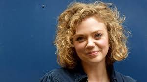 Mai Edwards's Instagram, Twitter & Facebook