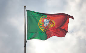 Bandeira portuguesa seleção portuguesa de futebol futebol portugal bandeira de portugal sporting clube de portugal sport lisboa e benfica escudos de futebol times internacionais brasão de times. Portugal Parte Da Quarta Linha Brasil E Alemanha Favoritos Jornal Economico