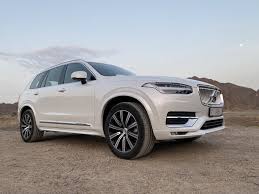 Onyx black metallic, interior color: 2021 Volvo Xc90 Review Specs And Price In Uae Autodrift Ae