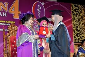 Kalau sekadar klinik kecil atau hospital yang kecil dibimbangi tidak mempunyai bank darah secukupnya. Picoms Naik Taraf Kepada Kolej Universiti