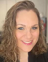 I remember when I first started my weight loss journey I felt like i  couldn't do it, that it would be hard, then people told me i couldn't do  it, that I'd