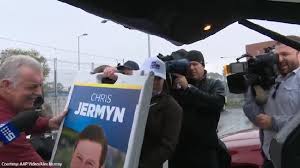 Who S The Real Bill Shorten Skatermom Com Bills Shortening Real