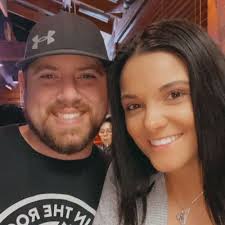 Amber Leonard (@amber_9705)