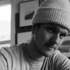 Alyssa Lemmon (@lysslemm)