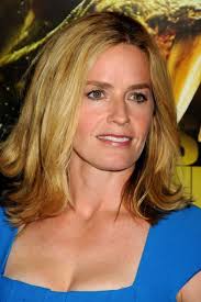 Been told i look like her by several peeps... i will take the compliment