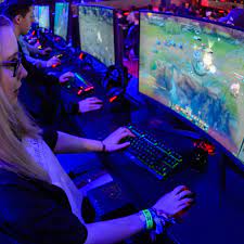 Mar 30, 2021 · kingdom hearts pc save files are tucked inside cute png images, because of course they are by morgan park 30 march 2021 the weirdest series in gaming has an extra trick up its sleeve on pc. What S The Best Gaming Pc For Under 1 000 Computing The Guardian