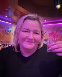 A Massive thankyou to my chum Michelle Duffy for creating this beautiful  piece for my son Barry's 40th birthday. This is the yacht that my son Barry  crews on. Michelle and Paula