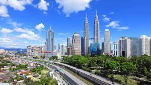 City centre is the place which has all those grand old british colonial buildings. Cheapest Weekend Cities Kuala Lumpur City Skyline Kuala Lumpur