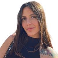 Silvia Alba's Instagram, Twitter & Facebook