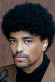 Ian Macdougall's Instagram, Twitter & Facebook