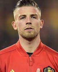 It is a style that several celebrities like actors normally rock with. Regal Gentleman On Twitter Def Nicolas Otamendi Argentina Haven T Covered Themselves In Glory On The Pitch But At Least Their Hair Is Looking Sharp Every Cloud Otamendi Going For The Style