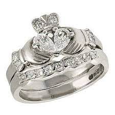 So Perfect Claddagh Ring Wedding Irish Wedding Rings Wedding Ring Sets