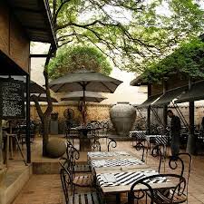 Paradise Road The Gallery Cafe Colombo Restaurant Reviews Photos Phone Number Tripadvisor Gallery Cafe Colonial Architecture Architecture