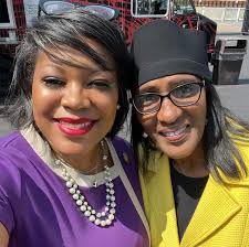 Supporting my colleague, Cuyahoga County Councilman Marty Sweeney at his  fundraiser! 💚 Great to see @saffold4judge and his beautiful wife