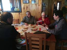 Al cumplir 50 años de matrimonio no ocurre a todos los días y como incentivo para aquellas que lo logran, el estado entregada el famoso bono bodas de oro. Seremi Del Trabajo Entrega Bono Bodas De Oro A Matrimonio En Puerto Varas El Heraldo Austral