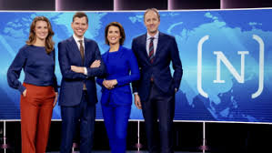 Ministers en adviseurs van het kabinet komen. Nieuwsuur Vroeger En In Opgefriste Vormgeving Over Nos