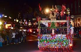 Christmas By The Sea 2022 Camden Joy And High Spirits Fill Camden With Start Of Holiday Season | Penbay Pilot