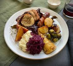 Interestingly, some households will leave an empty table setting. Alternative Christmas Dinner Recipes Bbc Good Food