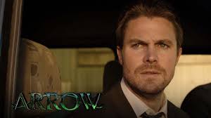 Disparu en mer, oliver queen est retrouvé vivant 5 ans plus tard sur une île près des côtes chinoises. Arrow Saison 6 Bande Annonce Vf Youtube