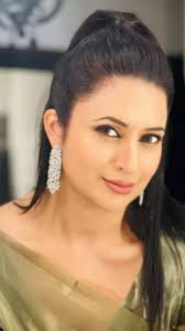TV actress Divyanka Tripathi Dahiya's book recommendations