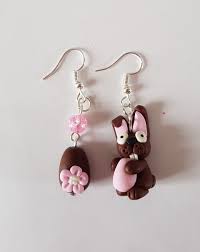 Boucles D Oreille Lapin Et Oeuf Chocolat De Paques Rose Paques Drop Earrings Earrings Jewelry